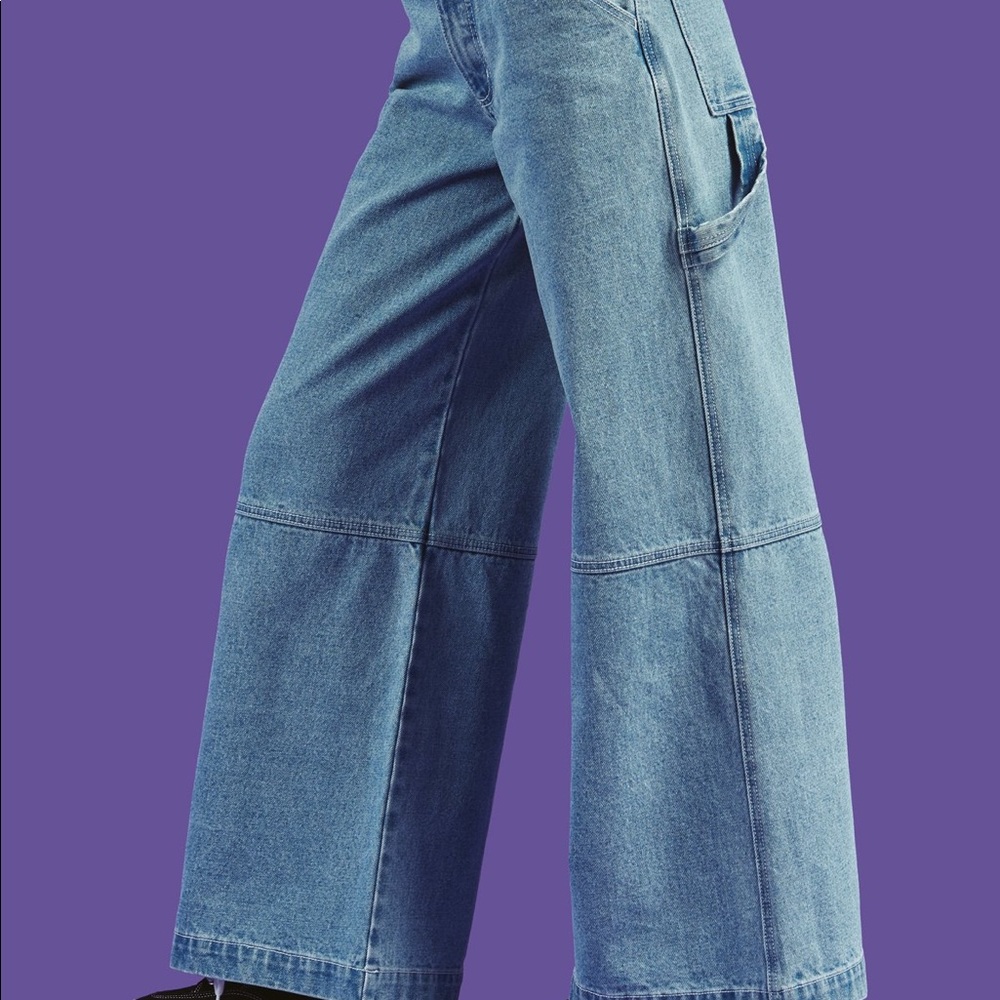 Iso I’m looking for theses unif jeans and shirts